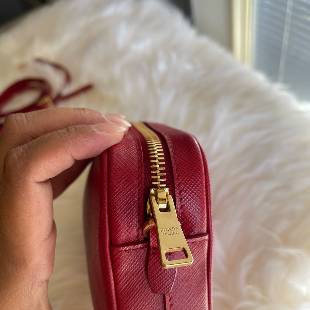 PRADA Safiano Crossbody - Picture 16 of 16